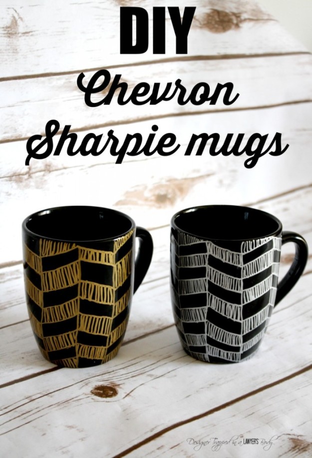 DIY  monogrammed gold sharpie mugs - PINEGATE ROAD