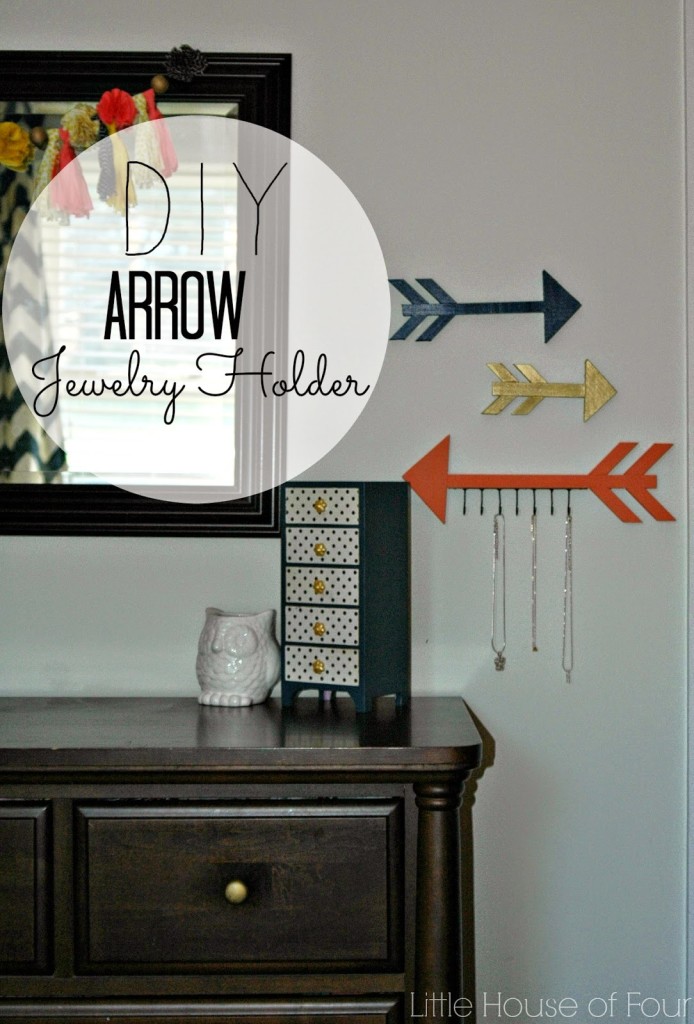 Arrow jewelry holder