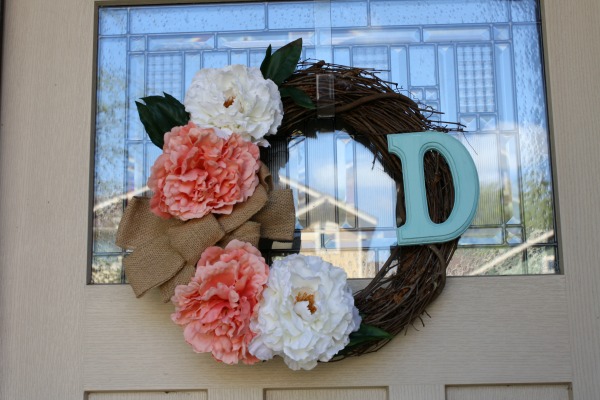 Spring-wreath-DIY-door