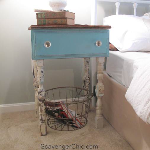 Repurposed-Drawer-side-Table-004